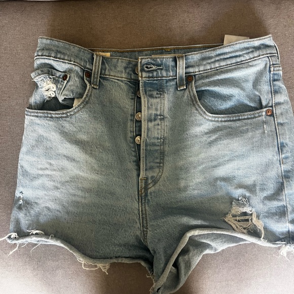 Levi's Pants - LEVI’S RIBCAGE SHORTS